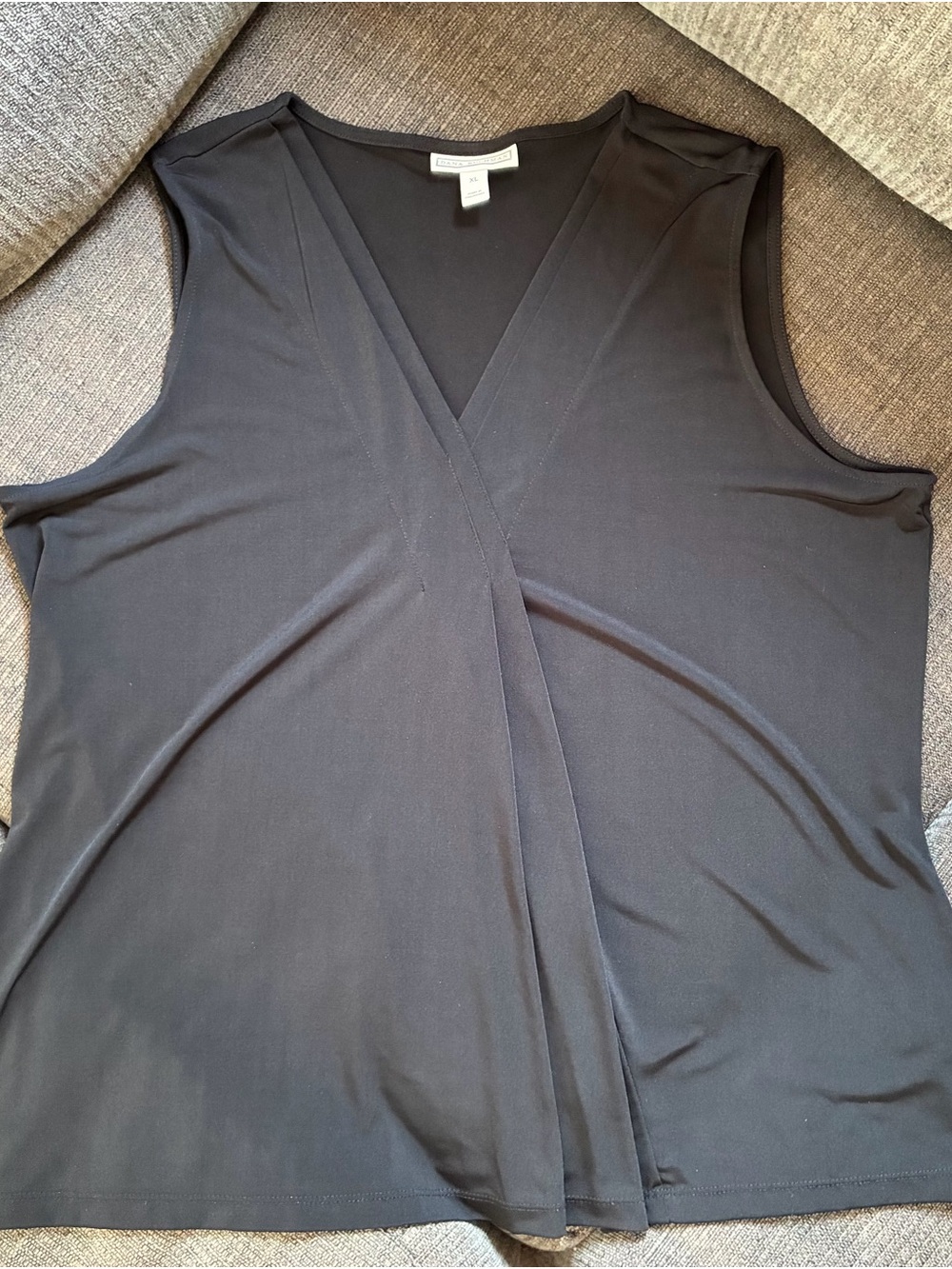 Dana Buchman Black Sleeveless Crossover V-Neck Tank